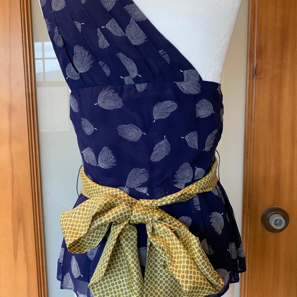 Fei - Anthropologie - one shoulder top - Picture 5 of 9